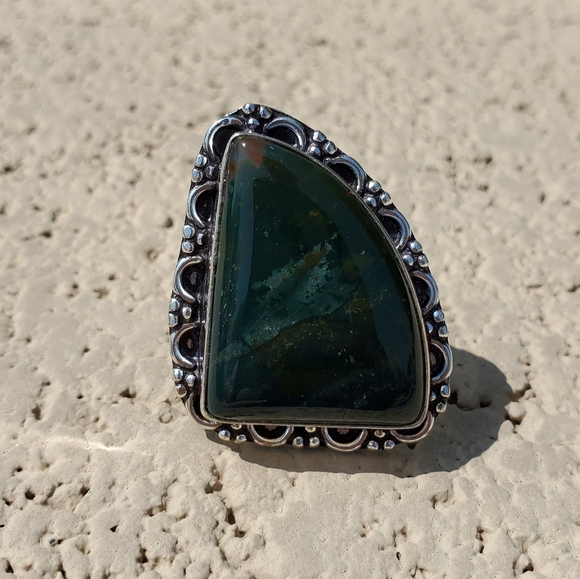 New Bloodstone 925 Silver Ring. - Picture 4 of 10